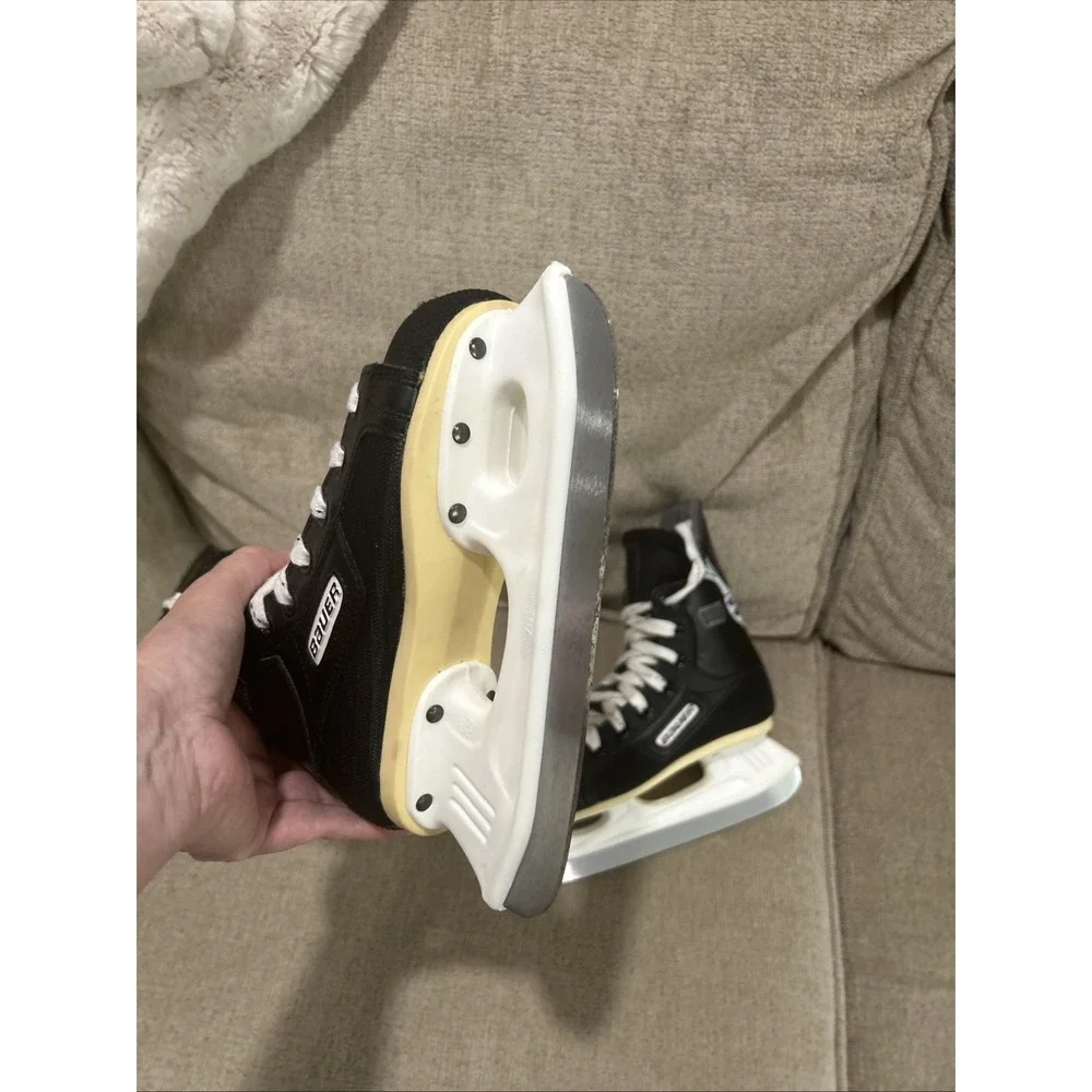 Bauer Impact‎ 200 Youth 7 1/2 To 8 Ice Hockey Skates. 1x Use